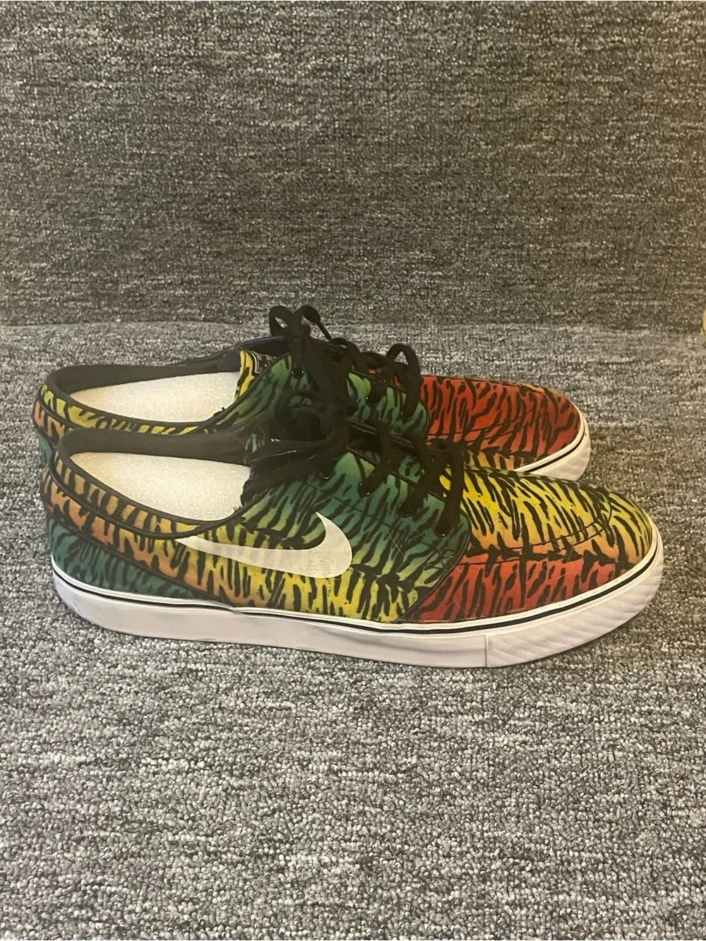 Nike SB Stefan Janoski Multicolor Rasta Tiger-Print Canvas Sneakers Men’s 12